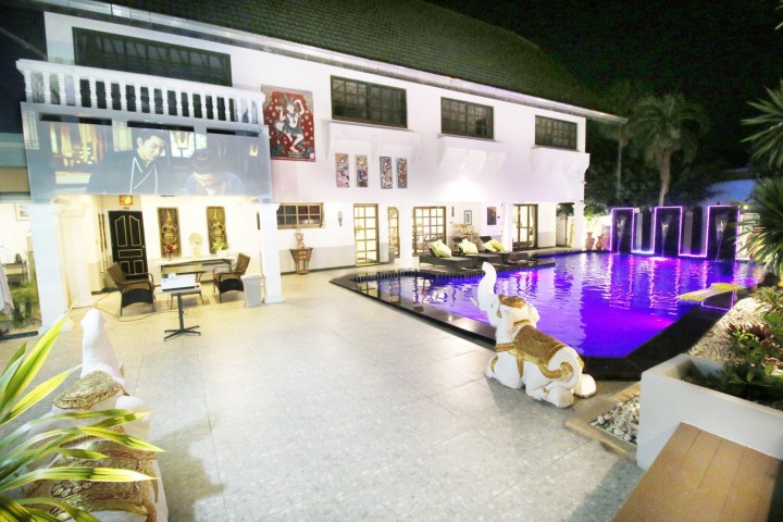 พูลวิลล่าพัทยา มีสระว่ายน้ำ 2024