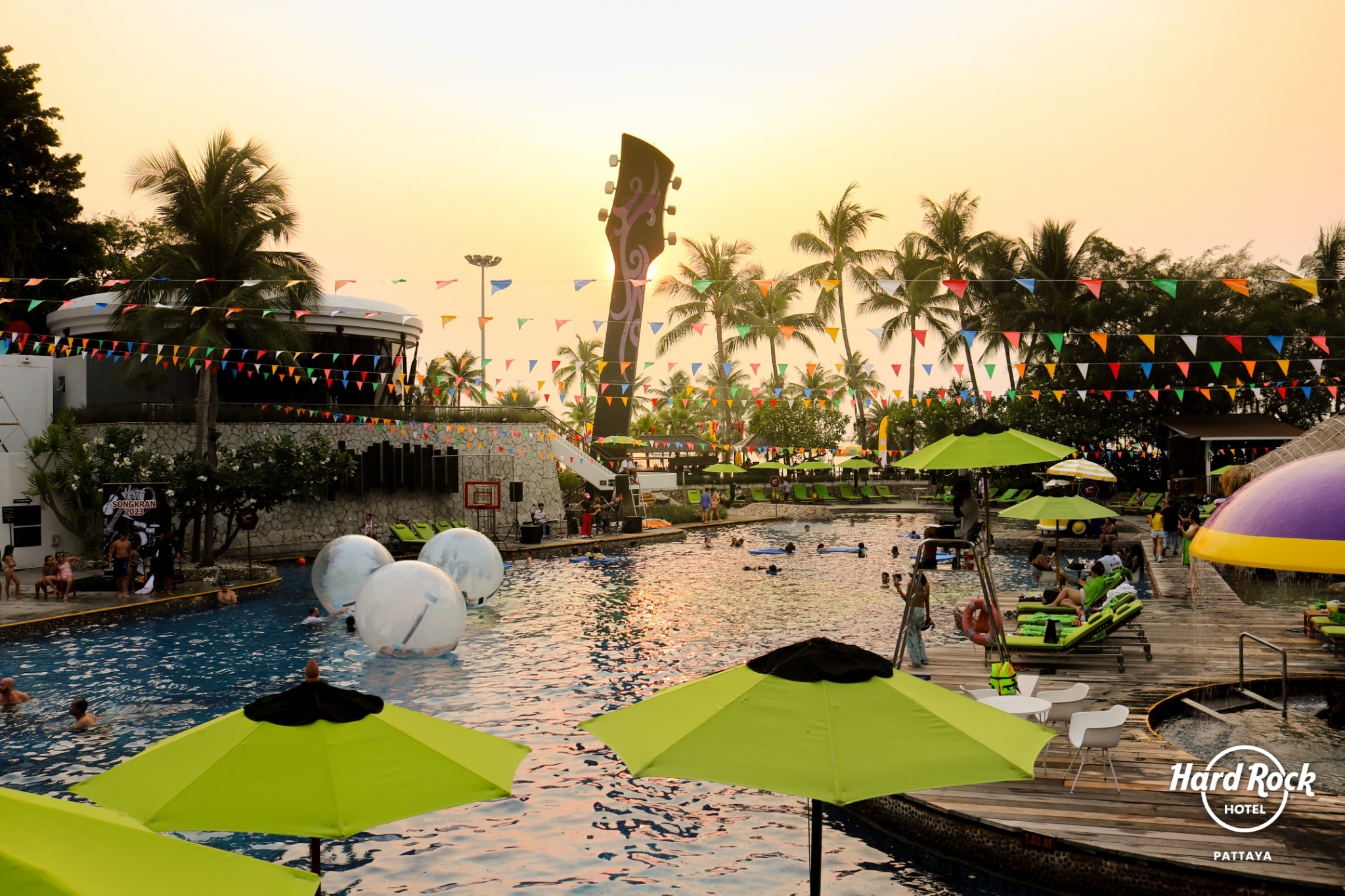 ฮาร์ดร็อค พัทยา