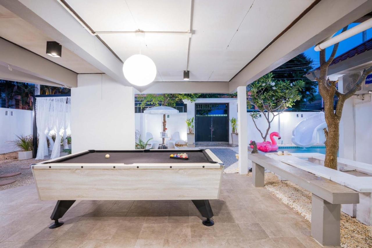 บ้านพักพูลวิลล่าติดทะเลพัทยา