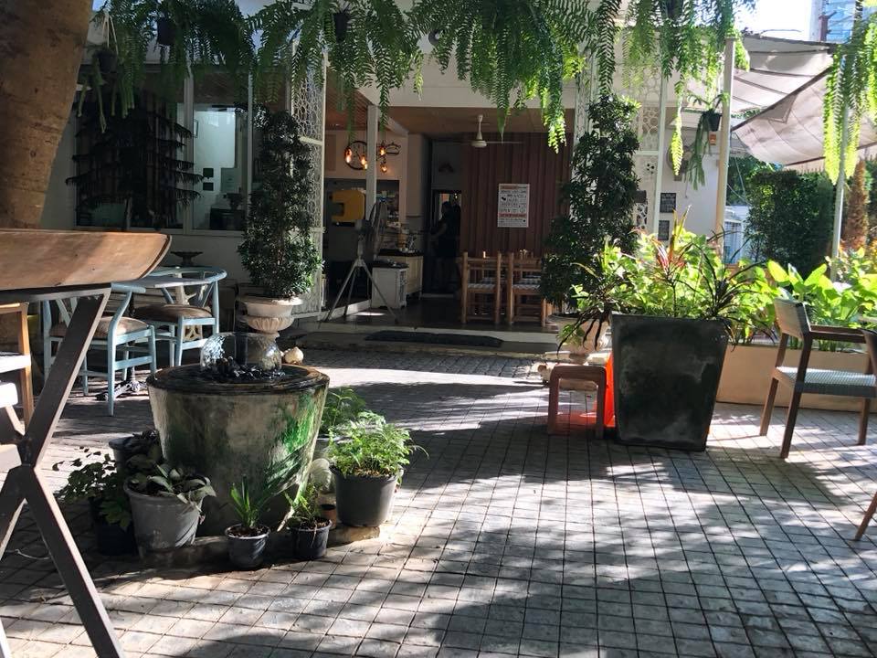 โรงแรมพูลวิลล่า พัทยา