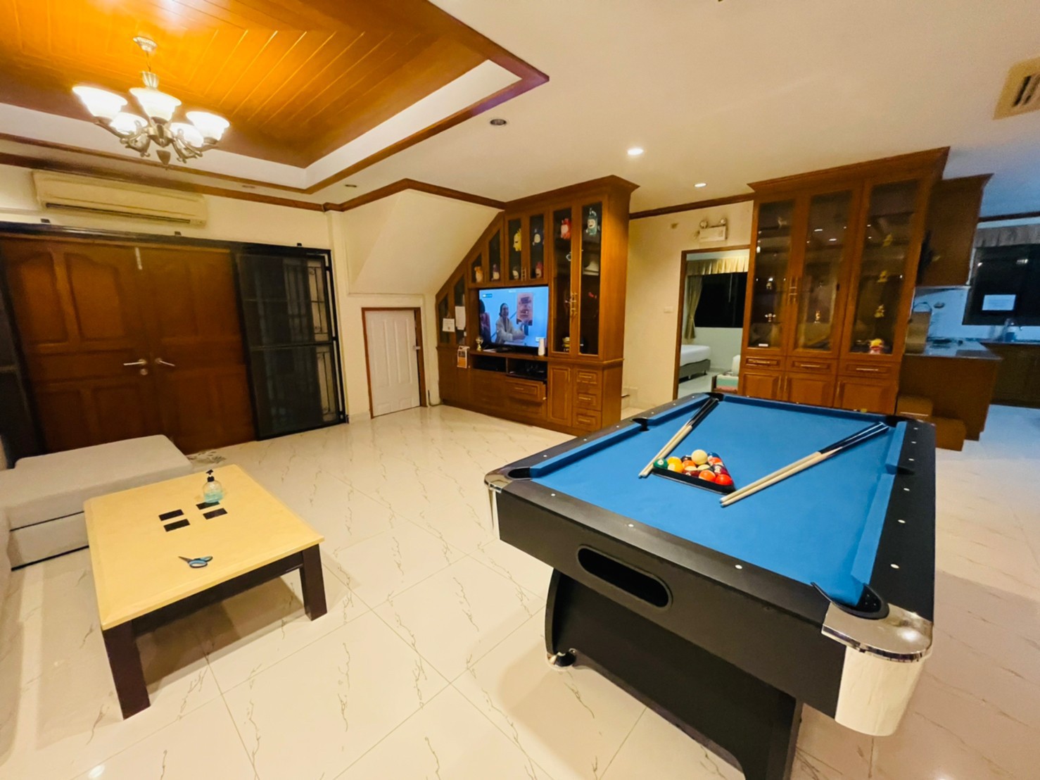 พูลวิลล่าพัทยา 10 คน