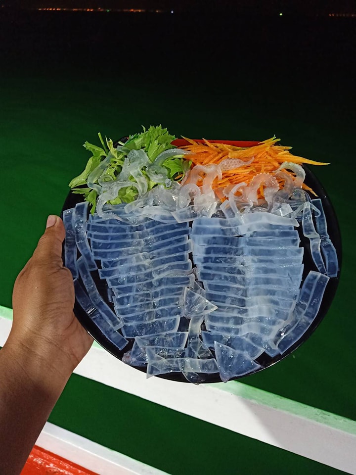 คาเฟ่ กลางทะเล พัทยา