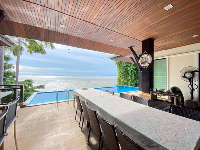 พูลวิลล่าบางเสร่