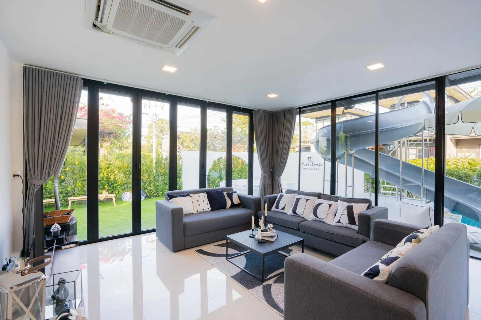 บ้านพักริมทะเล ชลบุรี