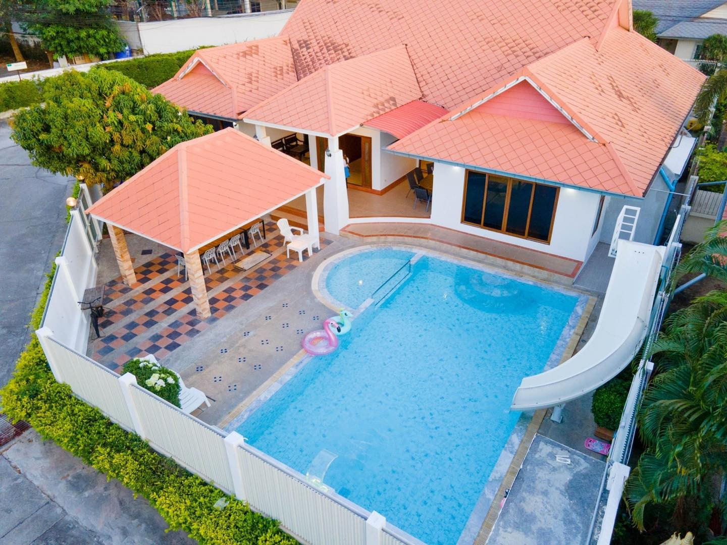 รีวิวพูลวิลล่า พัทยา