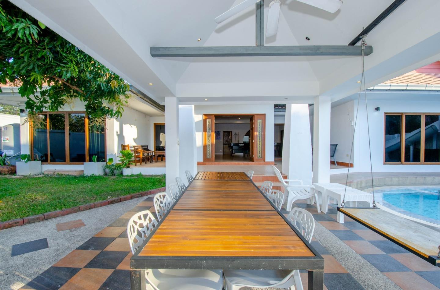 รีวิวพูลวิลล่า พัทยา