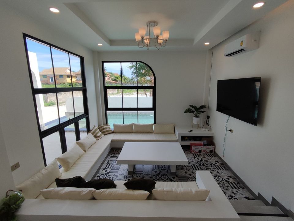 บ้านพักริมทะเล ชลบุรี