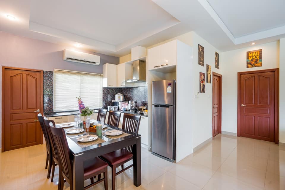 พูลวิลล่าพัทยา 10 คน