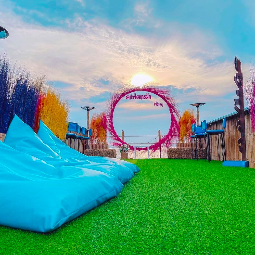 คาเฟ่ กลางทะเล พัทยา