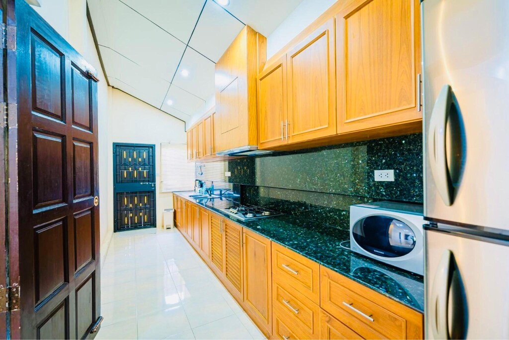 บ้านพักพูลวิลล่าพัทยา 6 คน