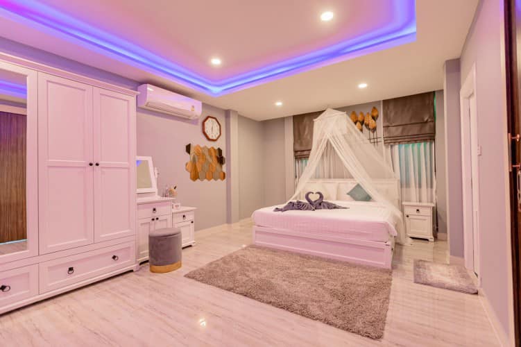 บ้านพักริมทะเล ชลบุรี