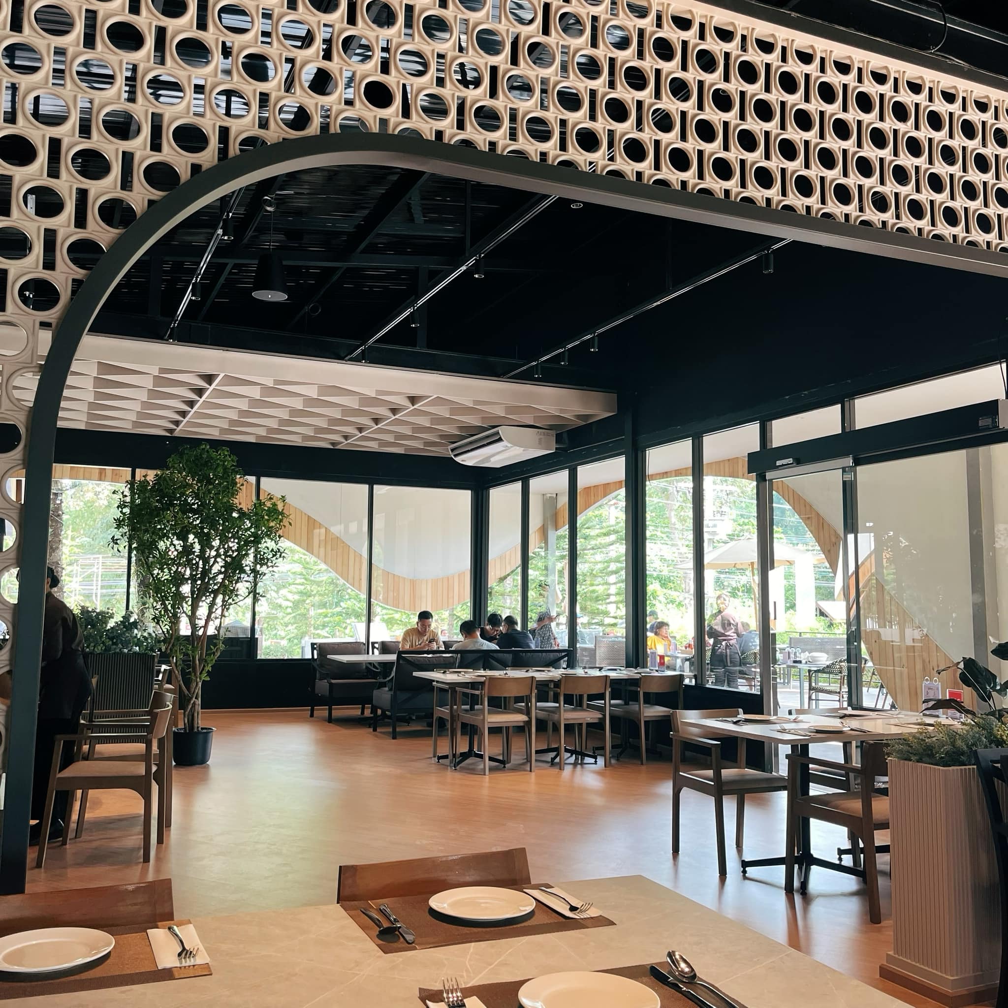 ร้านอาหารพัทยาเปิดใหม่