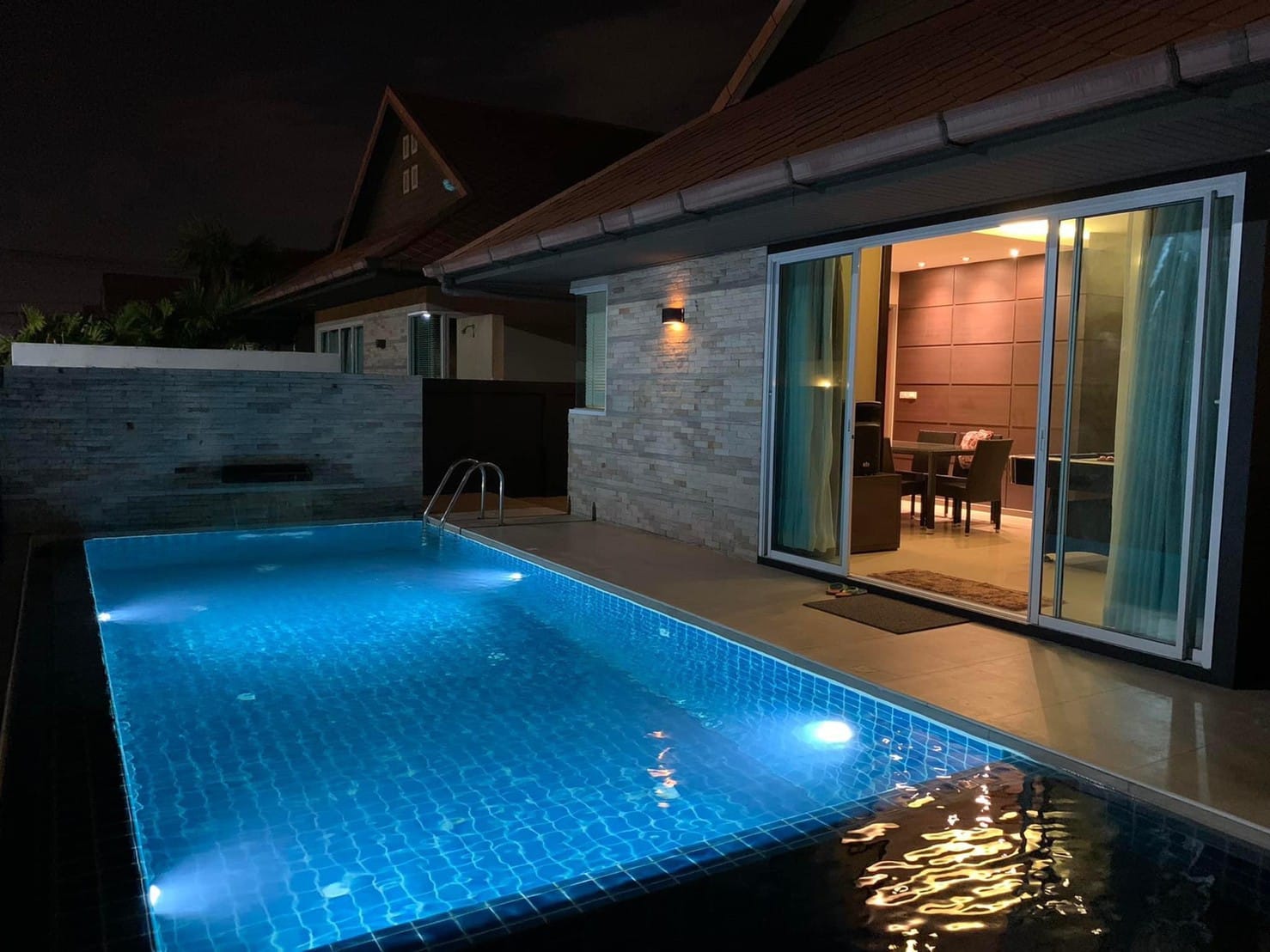 บ้านพักพัทยาราคาถูก