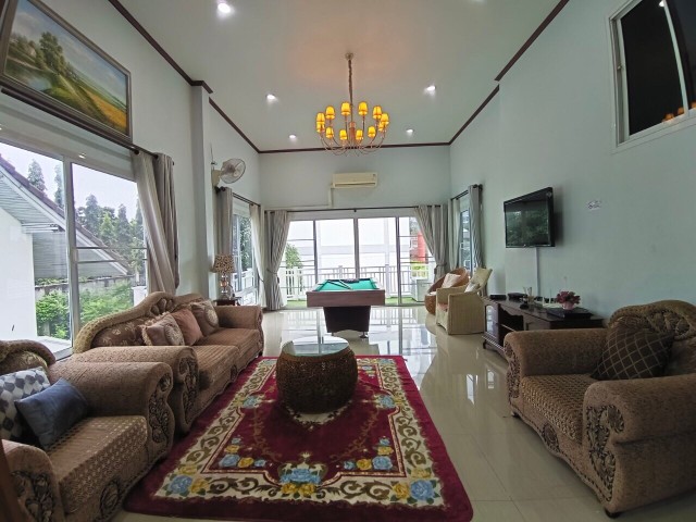 บ้านพักพูลวิลล่าพัทยา 6 คน