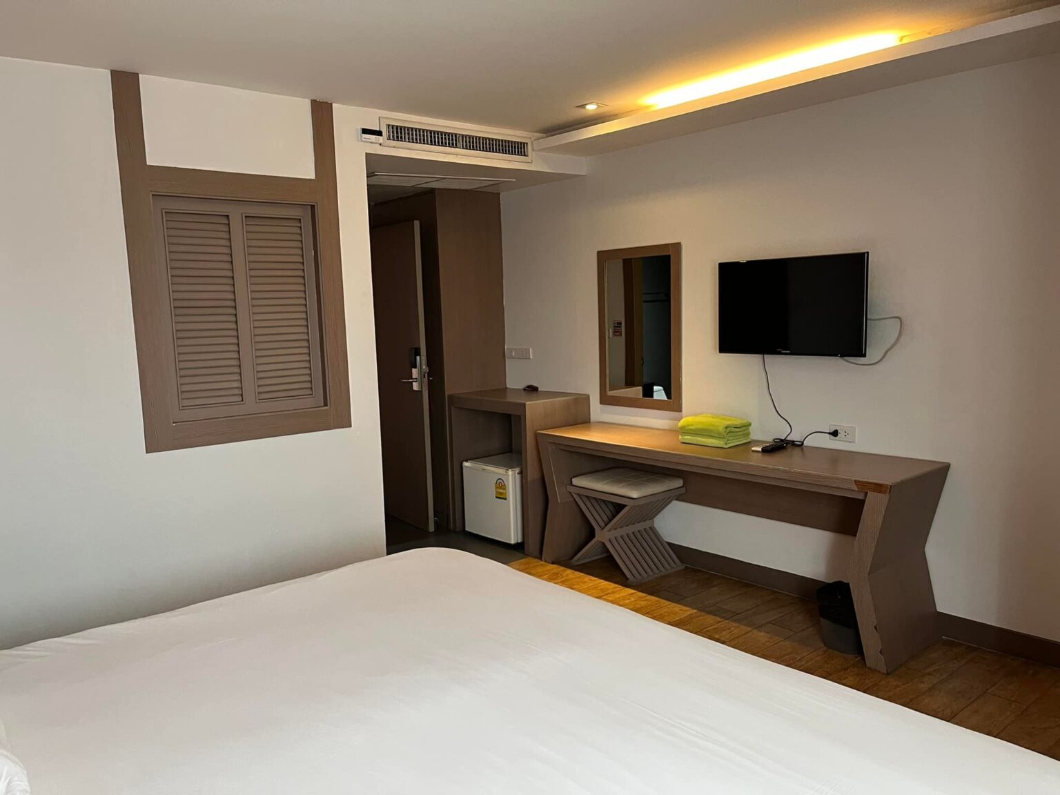 ที่พักพัทยาติดทะเล ราคาถูก 2024