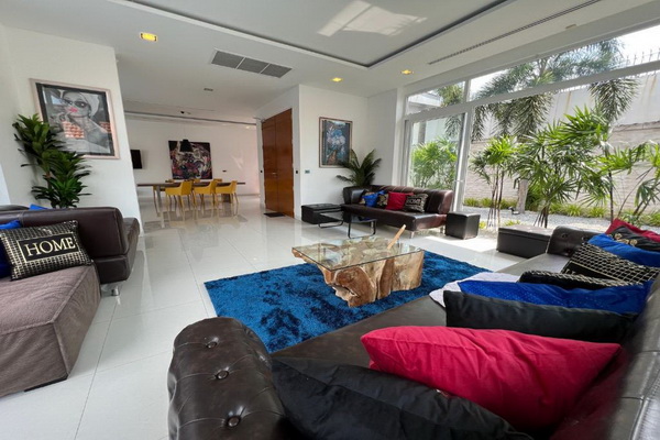 บ้านพักริมทะเลพัทยา