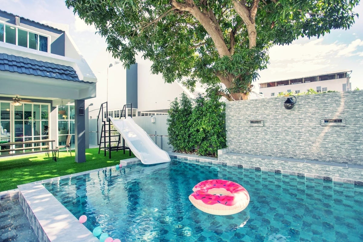 พูลวิลล่า พัทยา 20 คน