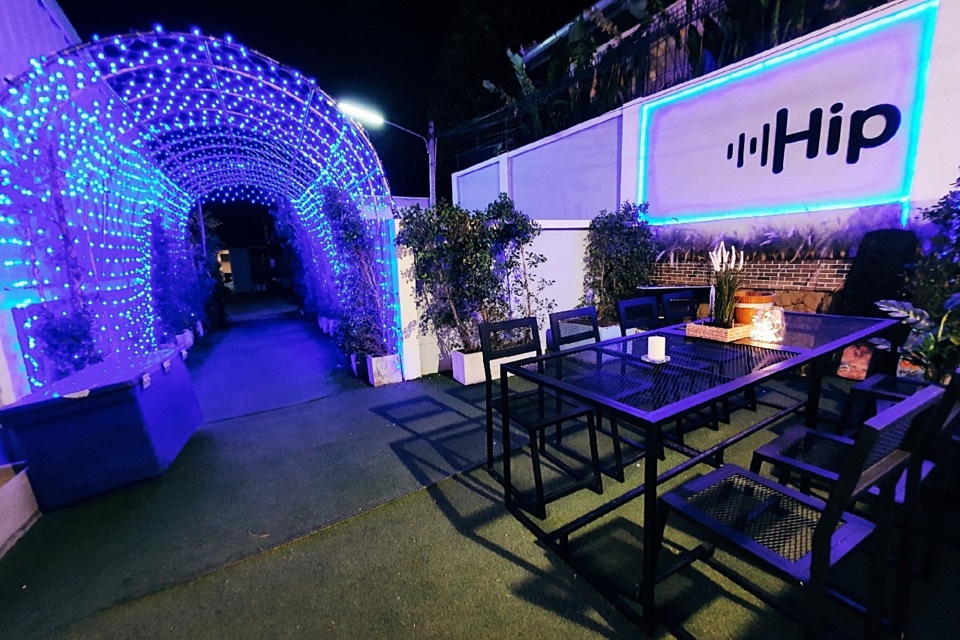 พูลวิลล่า พัทยา 20 คน