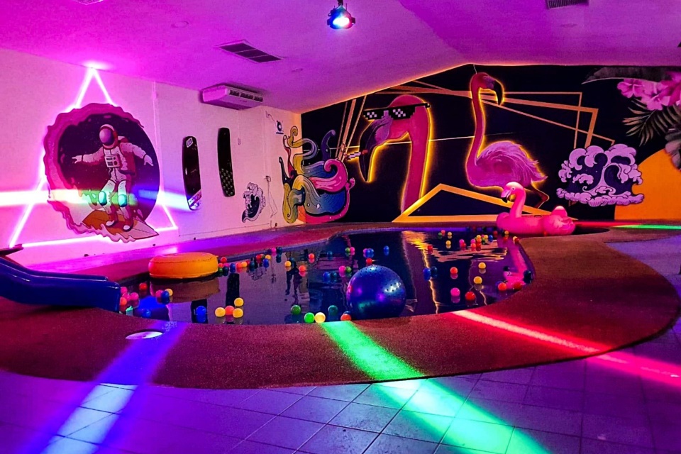 พูลวิลล่า พัทยา 20 คน