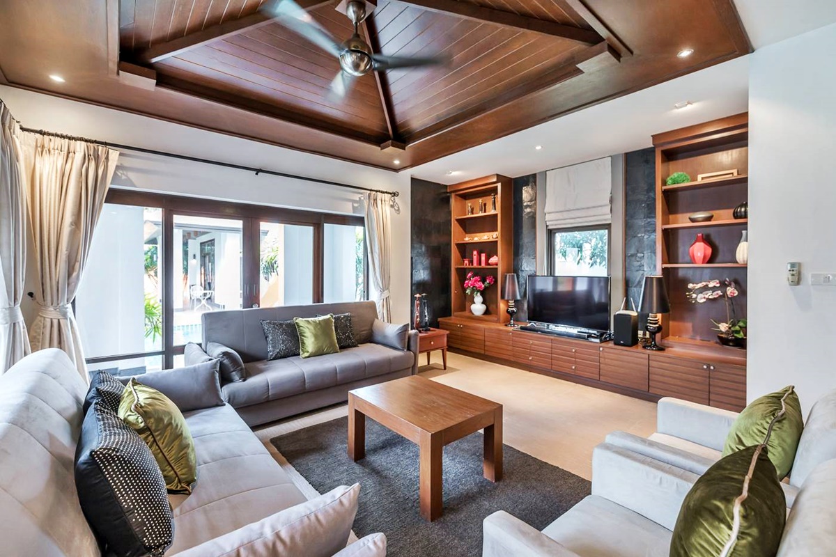 พูลวิลล่า พัทยา 20 คน