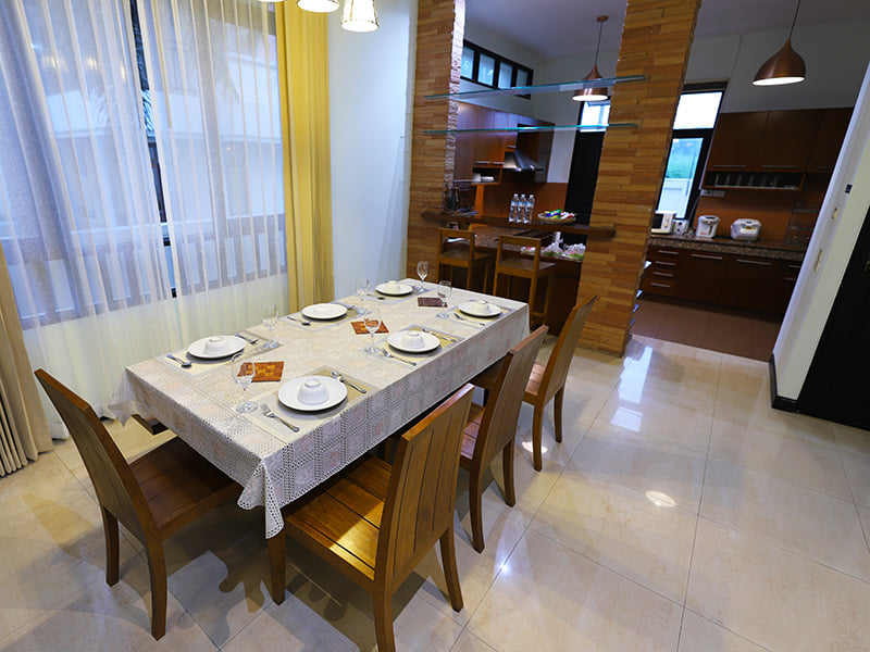 บ้านพักพูลวิลล่าติดทะเลพัทยา