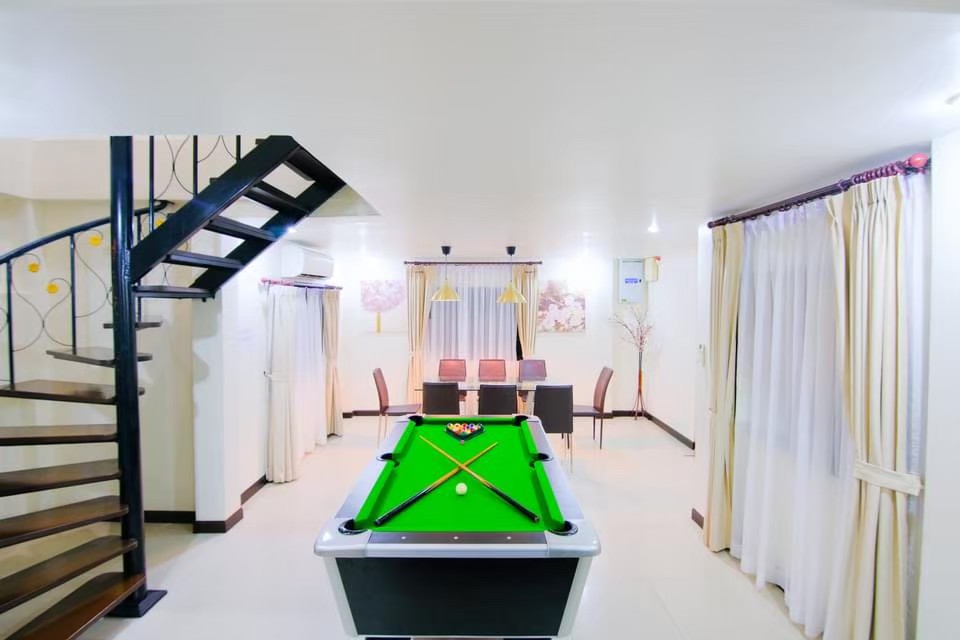 พูลวิลล่าบางเสร่