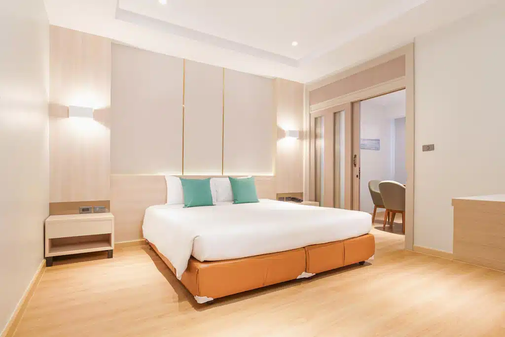 ที่พักพัทยาติดทะเลราคาถูก