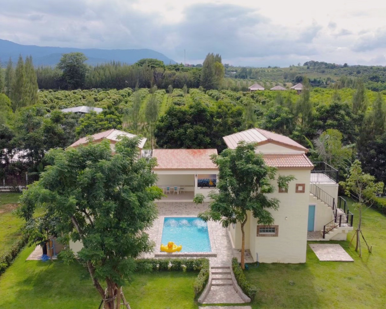 พูลวิลล่า รีสอร์ท เขาใหญ่