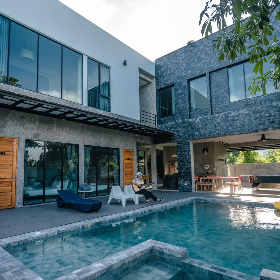 พูลวิลล่าปราณบุรี ติดทะเล