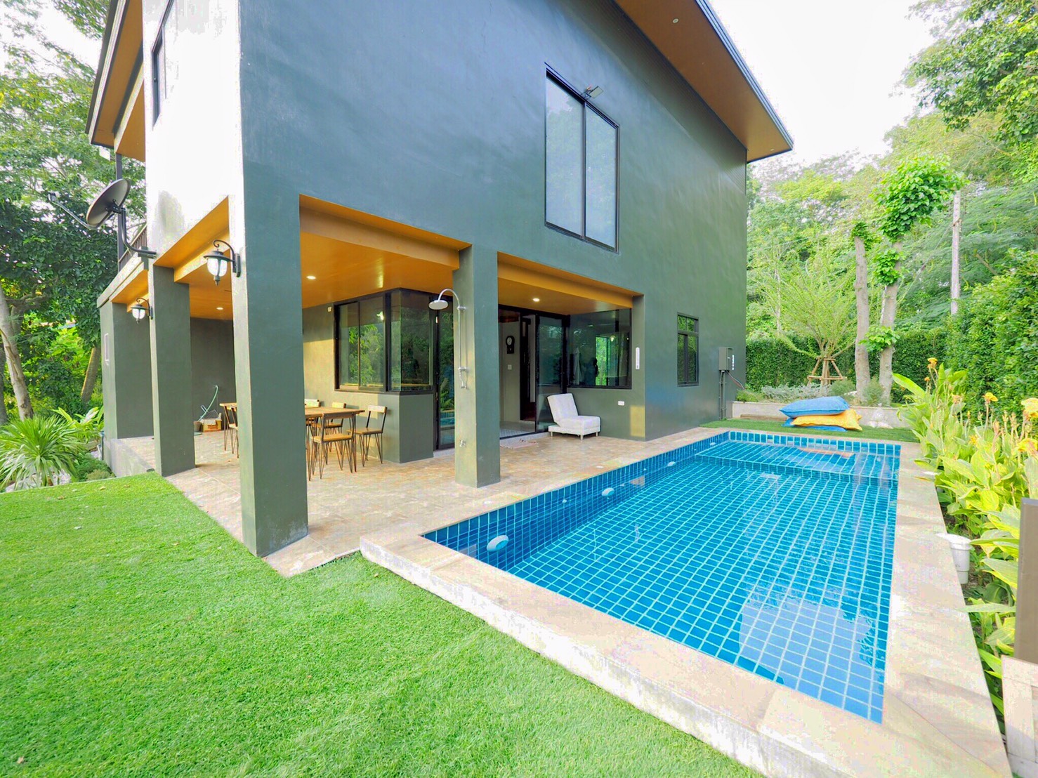 พูลวิลล่าเขาใหญ่ 2 คน