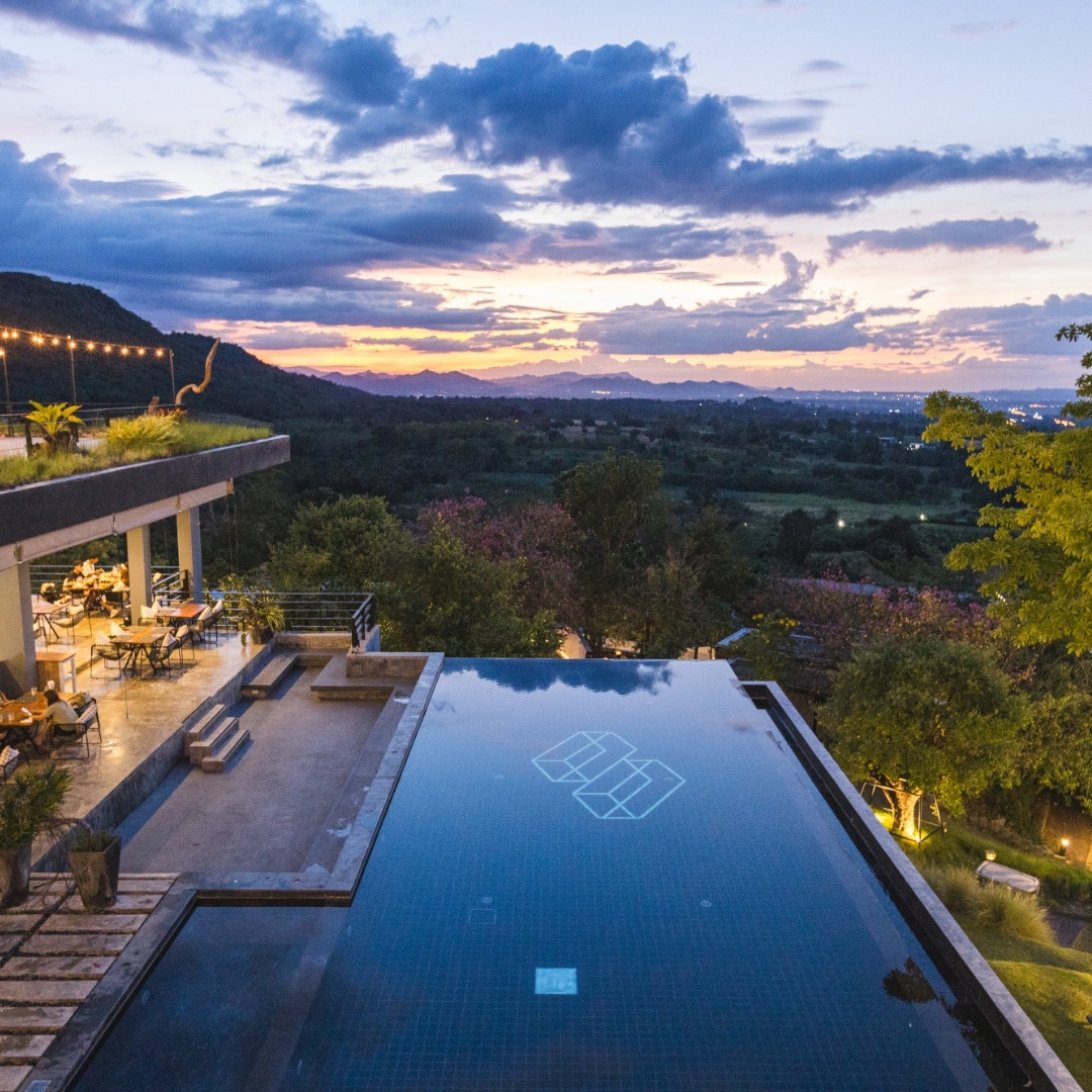 พูลวิลล่าเขาใหญ่ 10 คน ราคาถูก