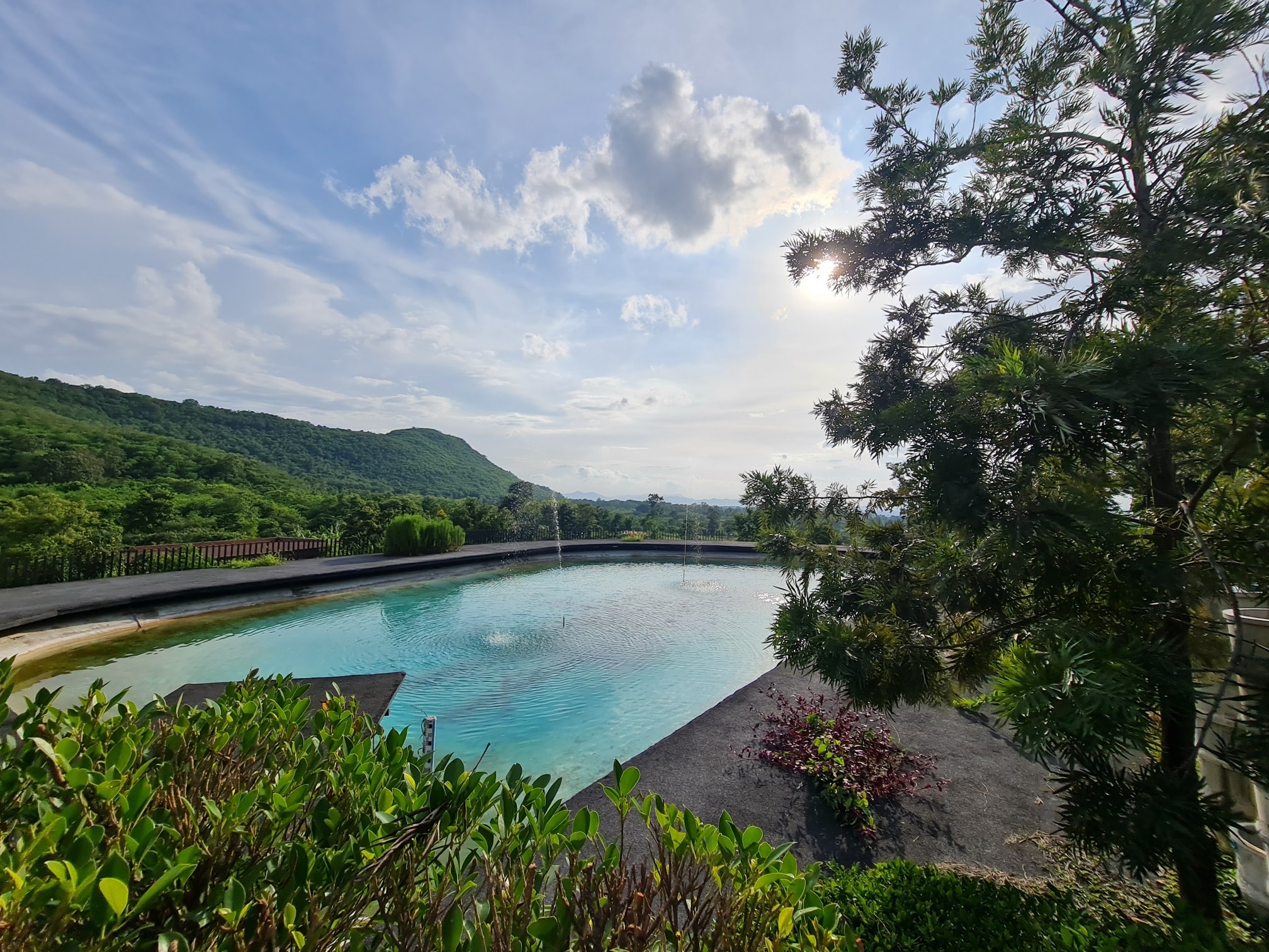 พูลวิลล่าเขาใหญ่ 2 คน